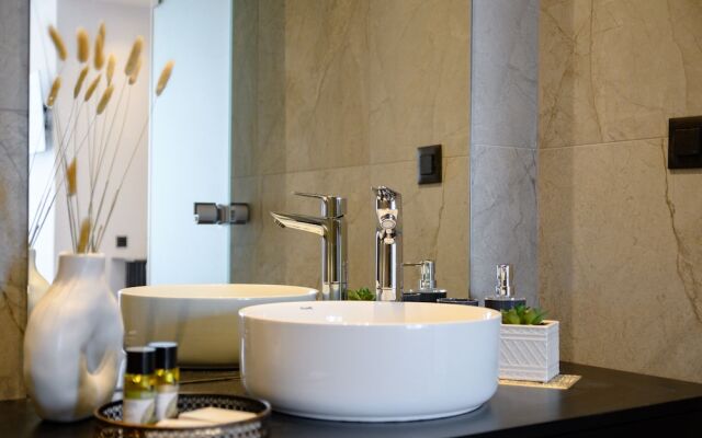 EcoHeaven Suites