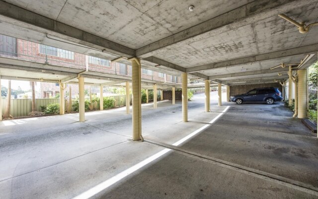 Bent Street Motor Inn