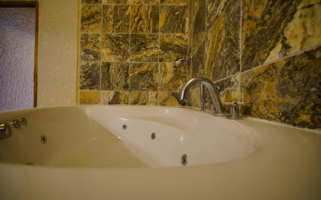 Vezir Cave Suites