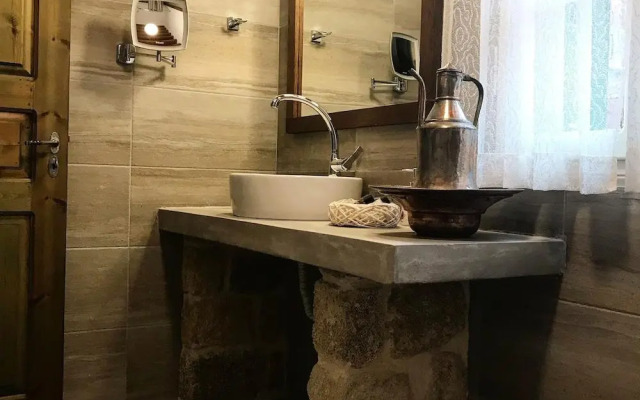 Saint Artemios Hotel and Oriental Suites