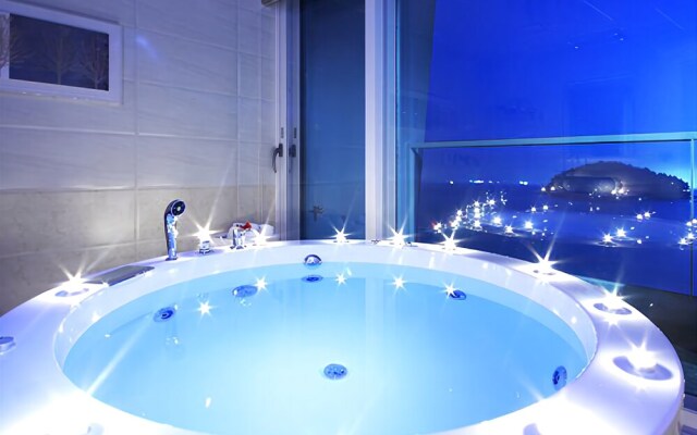 Namhae Blue & White Pension
