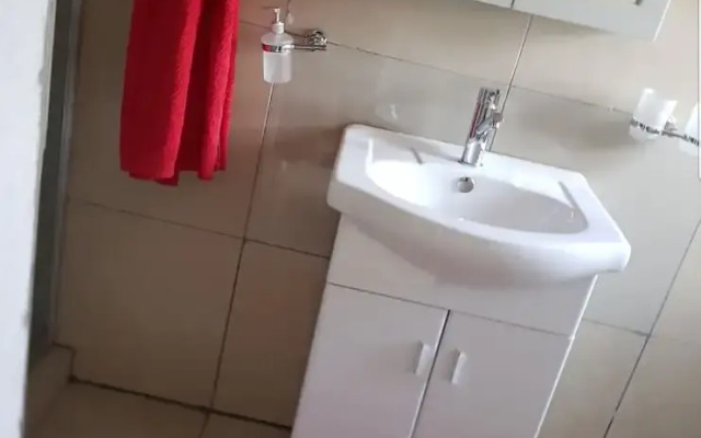 Kwantulindawo Guesthouse Newcastle