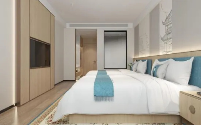 Trip Oriental Hotel (Daban Station Victory Plaza)