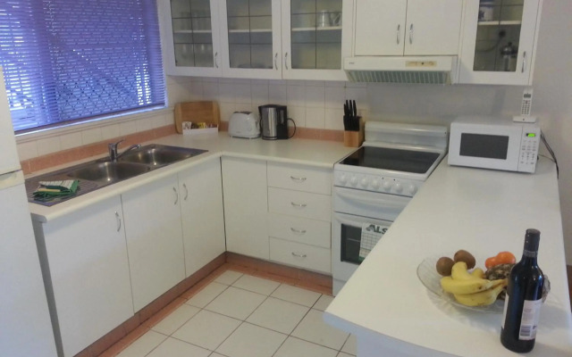 Clifton Sands Holiday Apartments