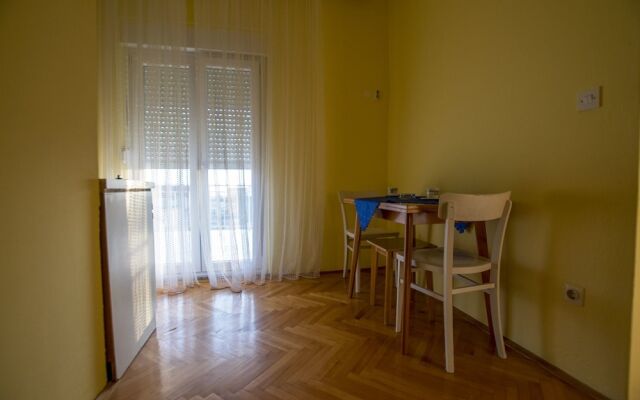 Apartments Nada