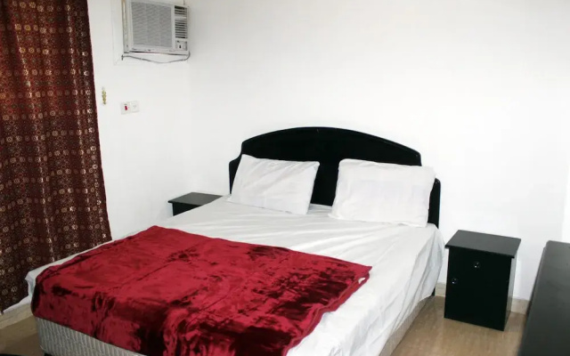 Al Eairy Furnished Apartments Qassim 1