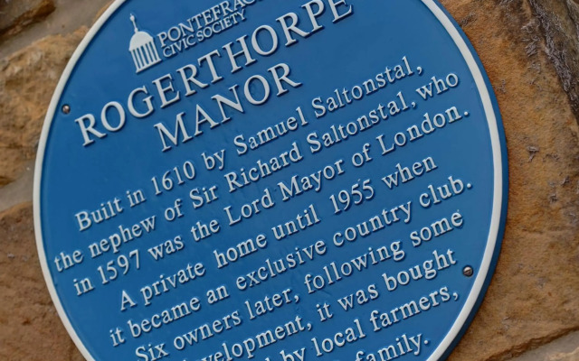 Rogerthorpe Manor Hotel
