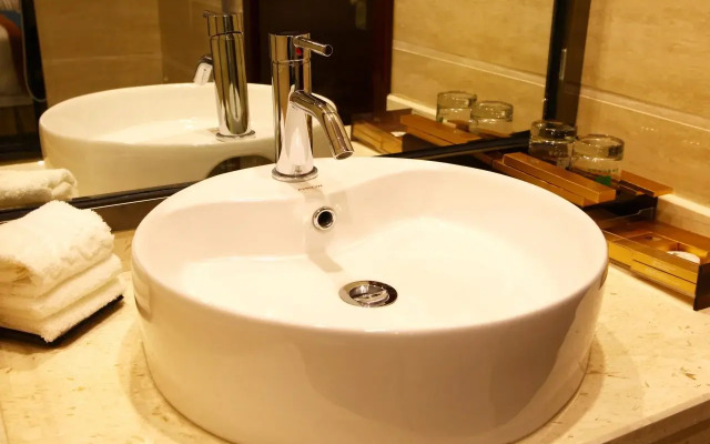 Mingcheng Times Hotel