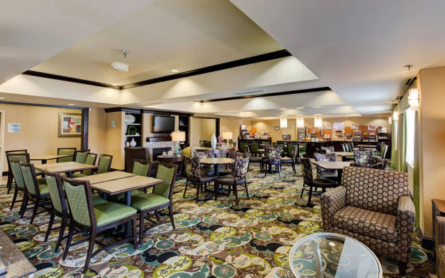 Holiday Inn Express Columbus-Dublin by IHG