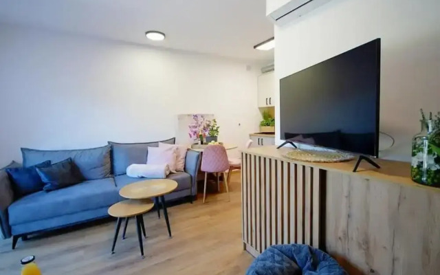 Spacious Holiday Home With a Terrace, Mielenko