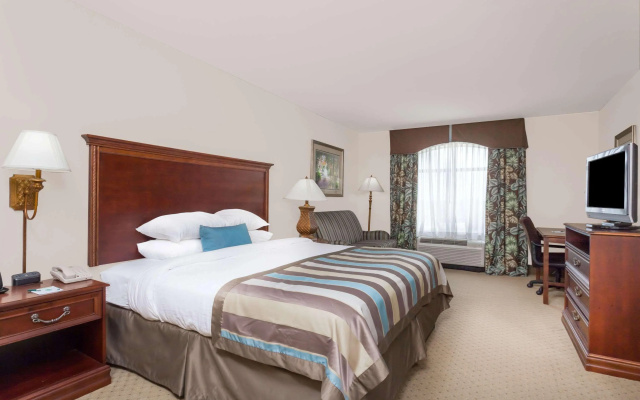 Lexington Expo Hotel by IHG