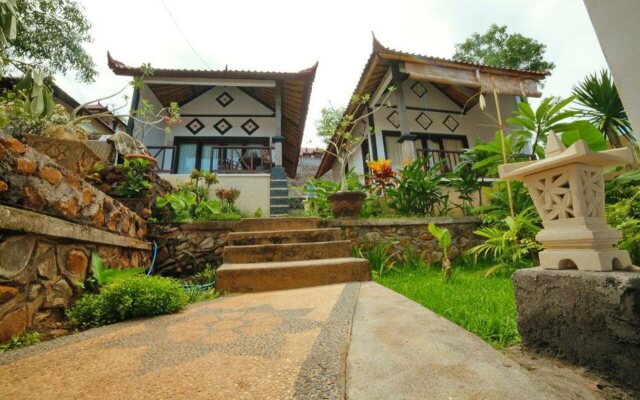 Warung Ary & Home Stay