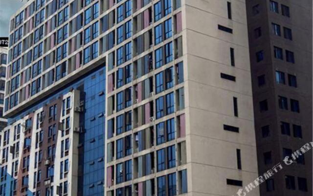 Huayue Apartment Hotel