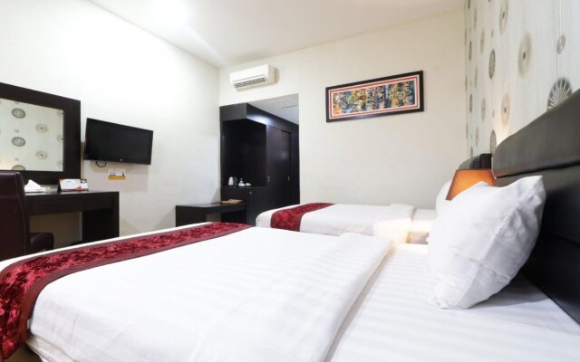Grand Kanaya Hotel