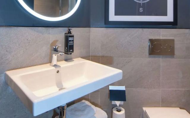 Ibis Styles London Gatwick Airport