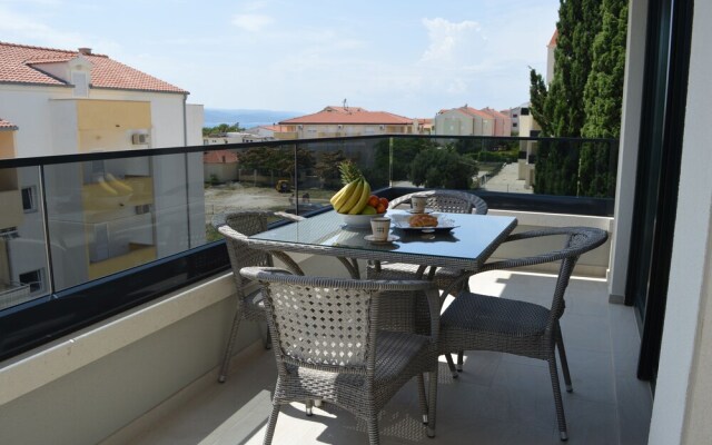 Apartments Jakov