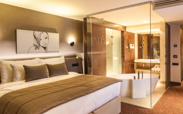 Kronwell Brasov Hotel