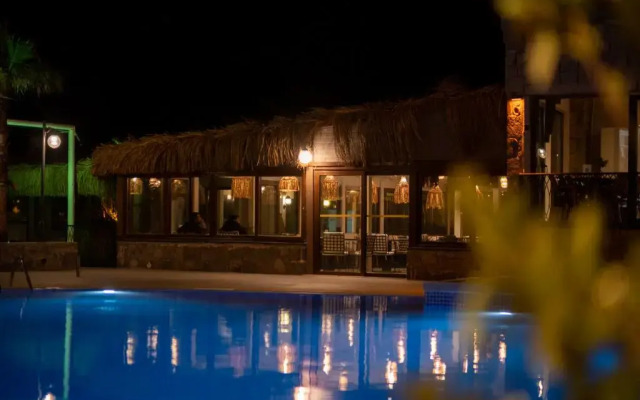 Assos Troy Otel