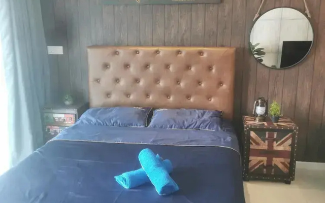 Luxury Deluxe Studios At Mercu Summer Suites