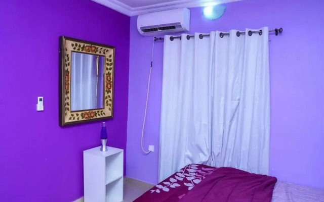 Leez Luxury Apartment
