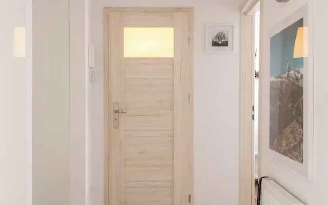 RentPlanet - Apartament Nowowiejska