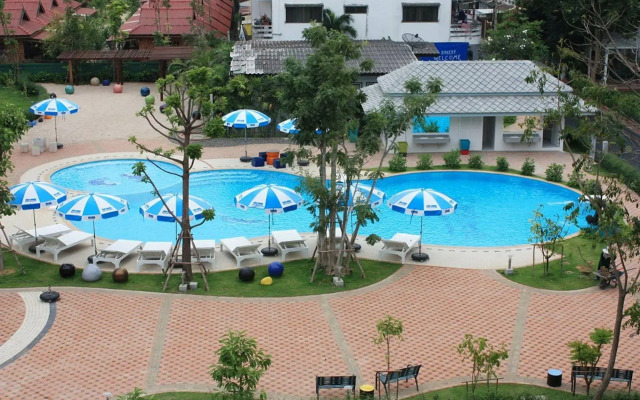 Cera Resort Chaam