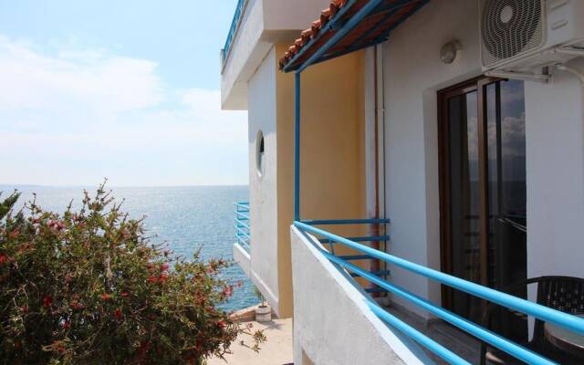 Blue Bay Hotel