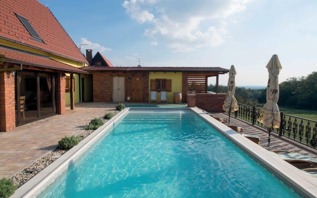Stunning Home in Repusnica With 5 Bedrooms, Wifi and Outdoor Swimming Pool