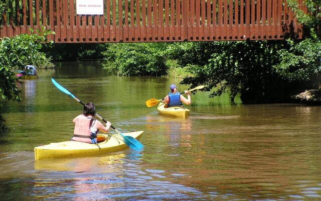 Studio in Athesans-étroitefontaine, With Pool Access, Furnished Garden