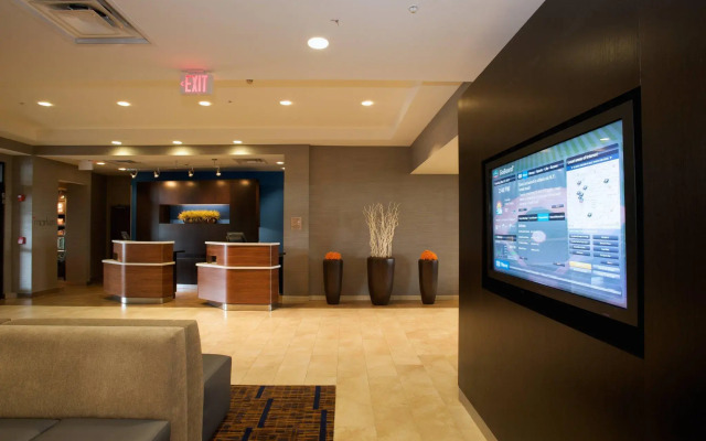 Courtyard by Marriott Louisville Airport
