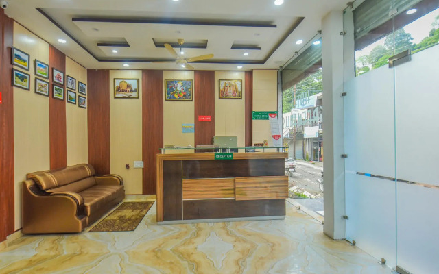 OYO Flagship 13855 Hotel Green Hills