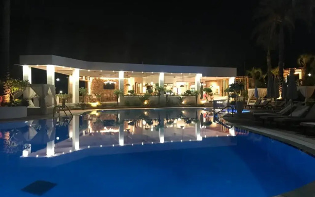 Pefkos Blue Hotel