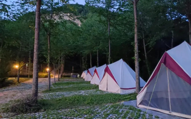 Saecula Natural Village Experience