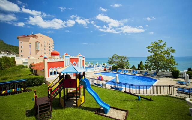 Royal Bay Hotel – All Inclusive