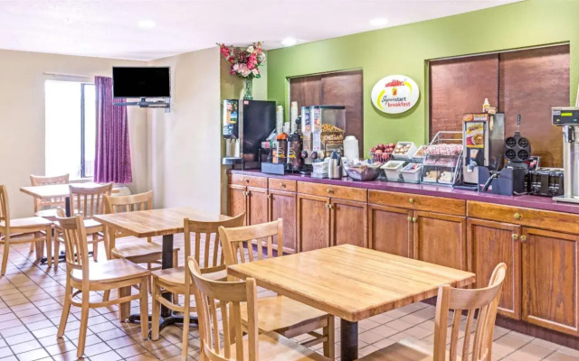 Namaste Inn & Suites Dawsonville