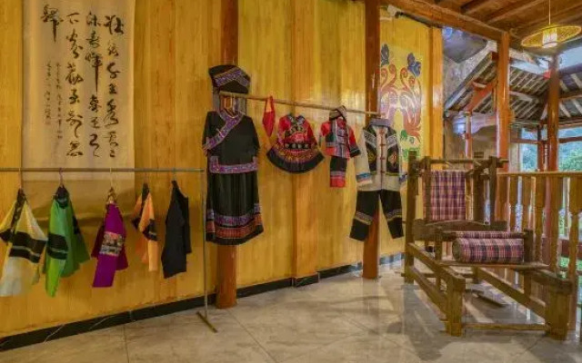 Guangnan Wangjianglou Homestay (Bamei World Taoyuan Scenic Area Branch)
