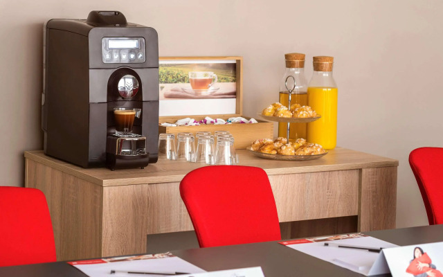 ibis Cergy Pontoise Le Port