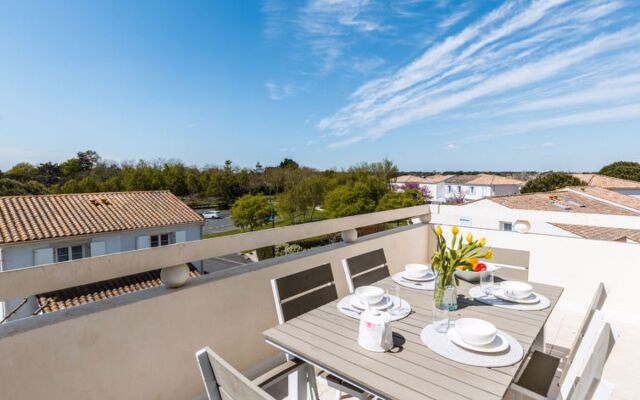 Les Hautes Folies 15111