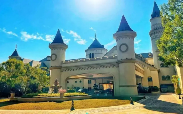 Yingde Chocolate Kingdom Hotel