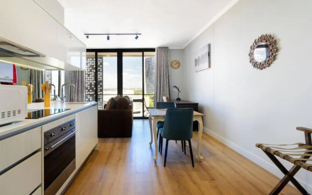 Alimama Spaces: the Pinnacle Ellipse