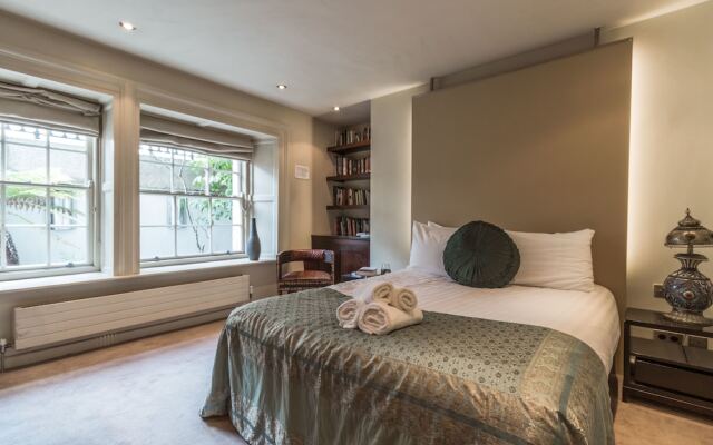 The Oscar Wilde Suite by 5STARSTAY