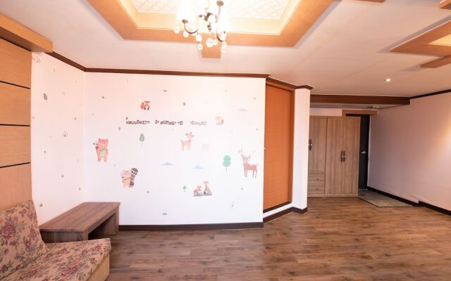 Dogo Elim Hotel