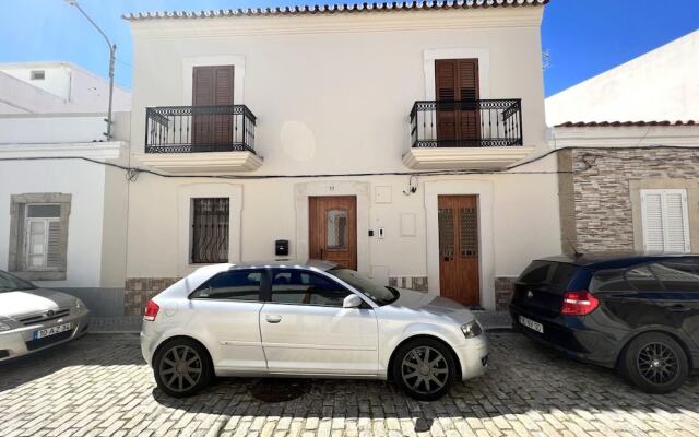 Loul Central House by Homing