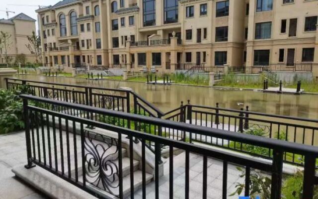 Qin'aida Holiday Apartment