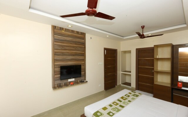 OYO 5323 Kamadenu Residency