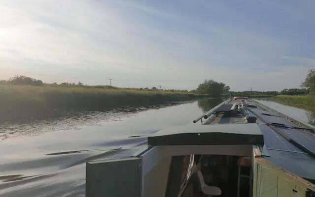Waterbeach Boatel