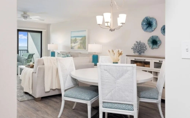 Pelicans Roost 305 2 Bedroom Condo