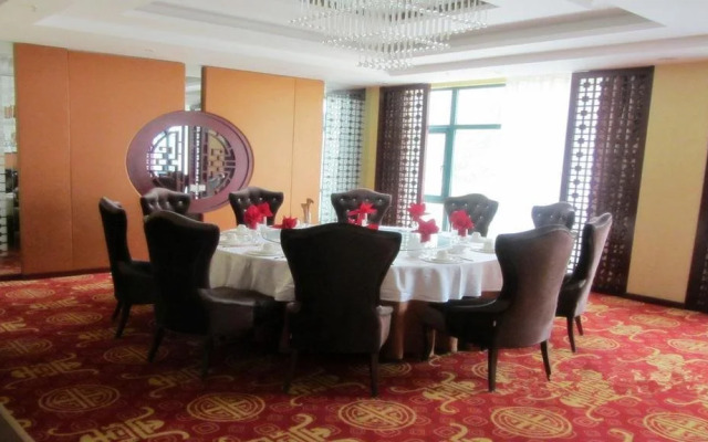 Baoji Wolong Juxing Hotel