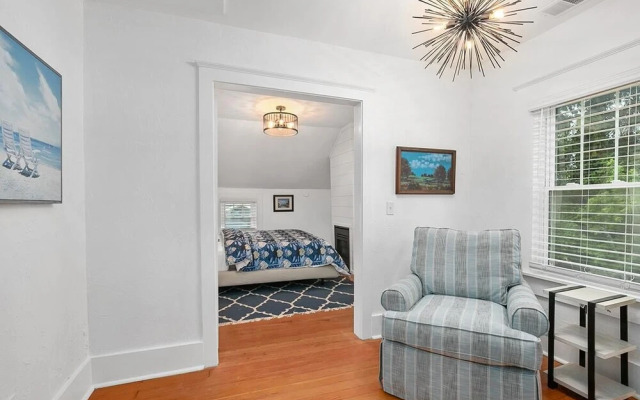 Saugatuck Harbor House