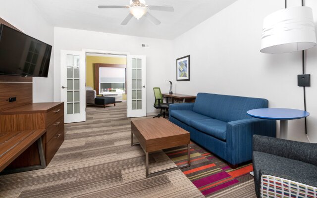 Holiday Inn Express Hotel & Suites Conroe I-45 North by IHG